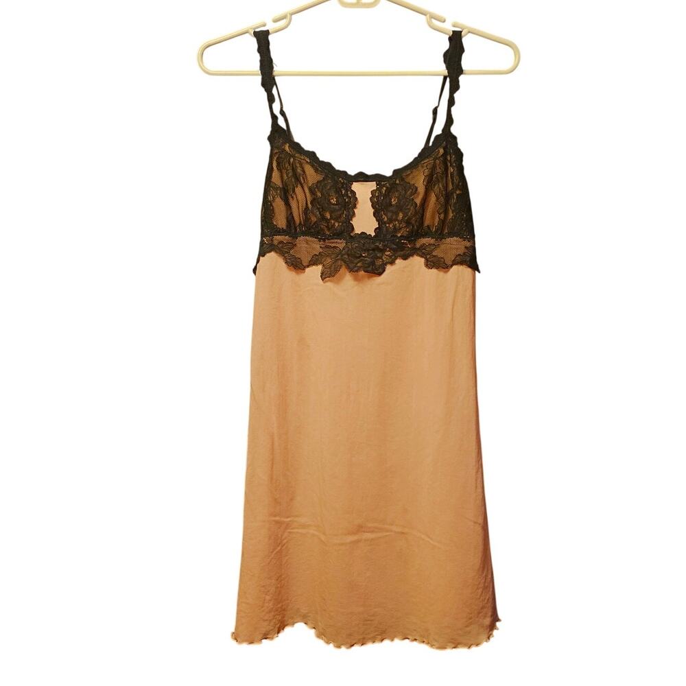 Hanky Panky lace top slip size small